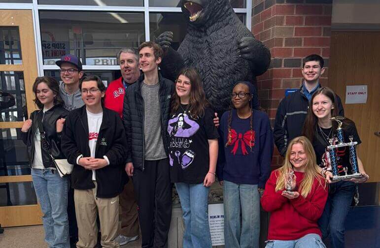 photo of the OHVA quiz bowl team